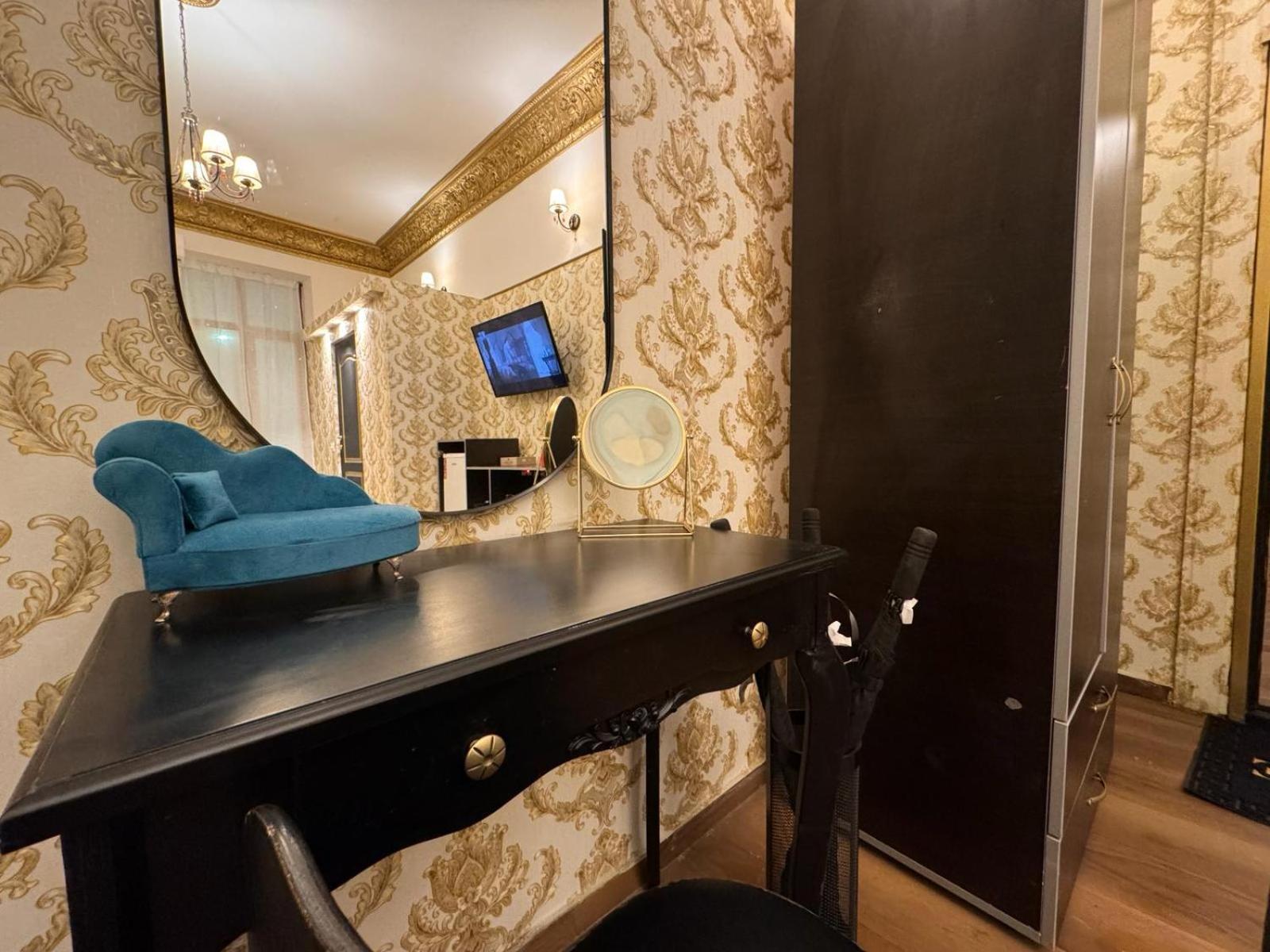 The King Suite With Balcony View Piata Romana Bucarest Exterior foto