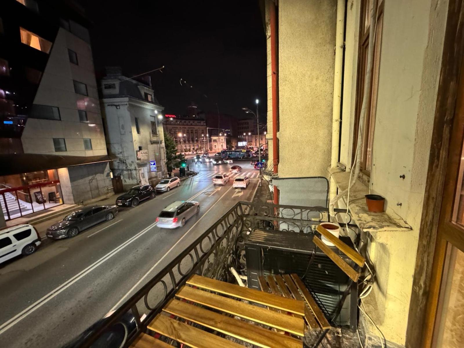 The King Suite With Balcony View Piata Romana Bucarest Exterior foto