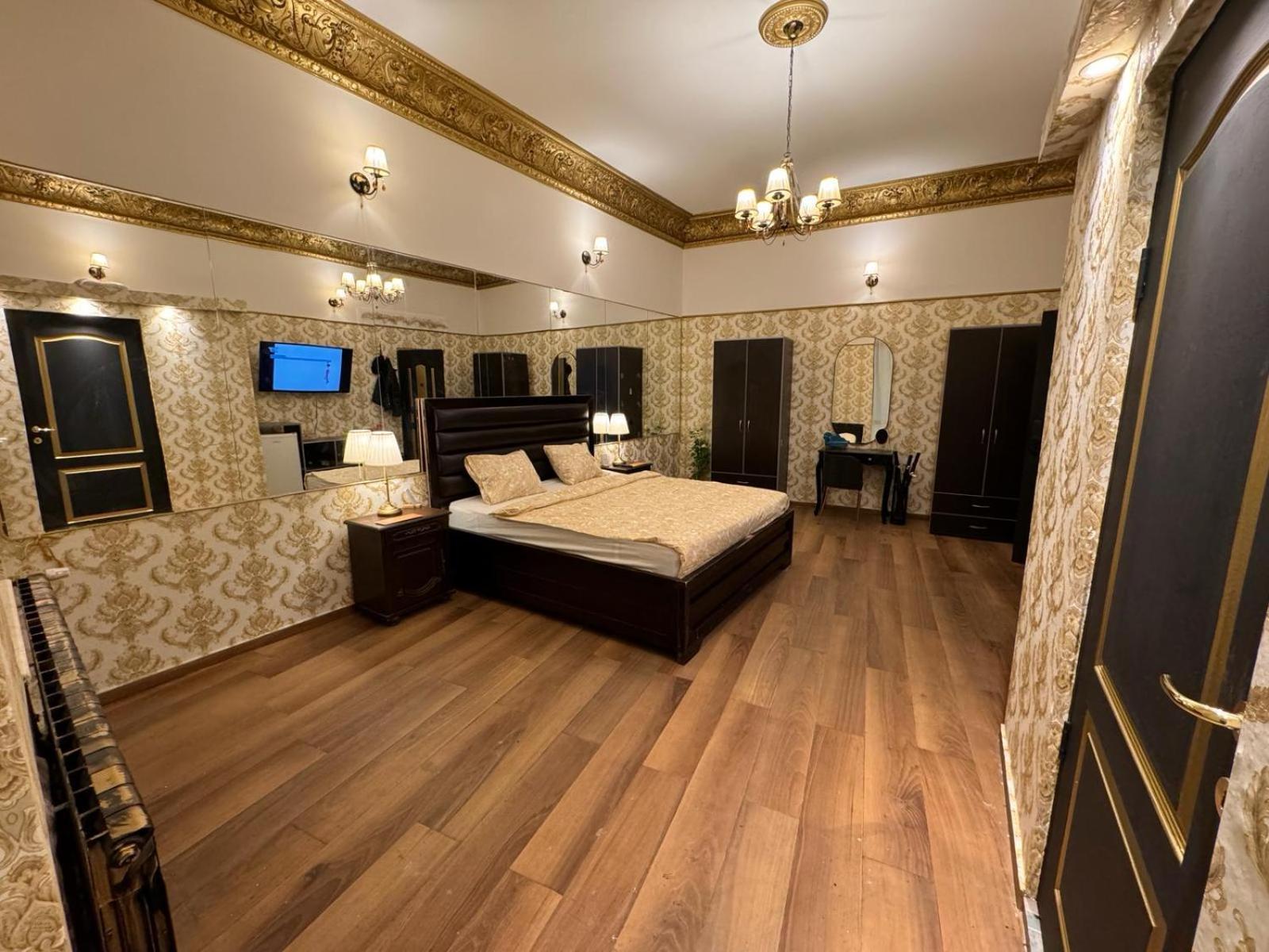 The King Suite With Balcony View Piata Romana Bucarest Exterior foto